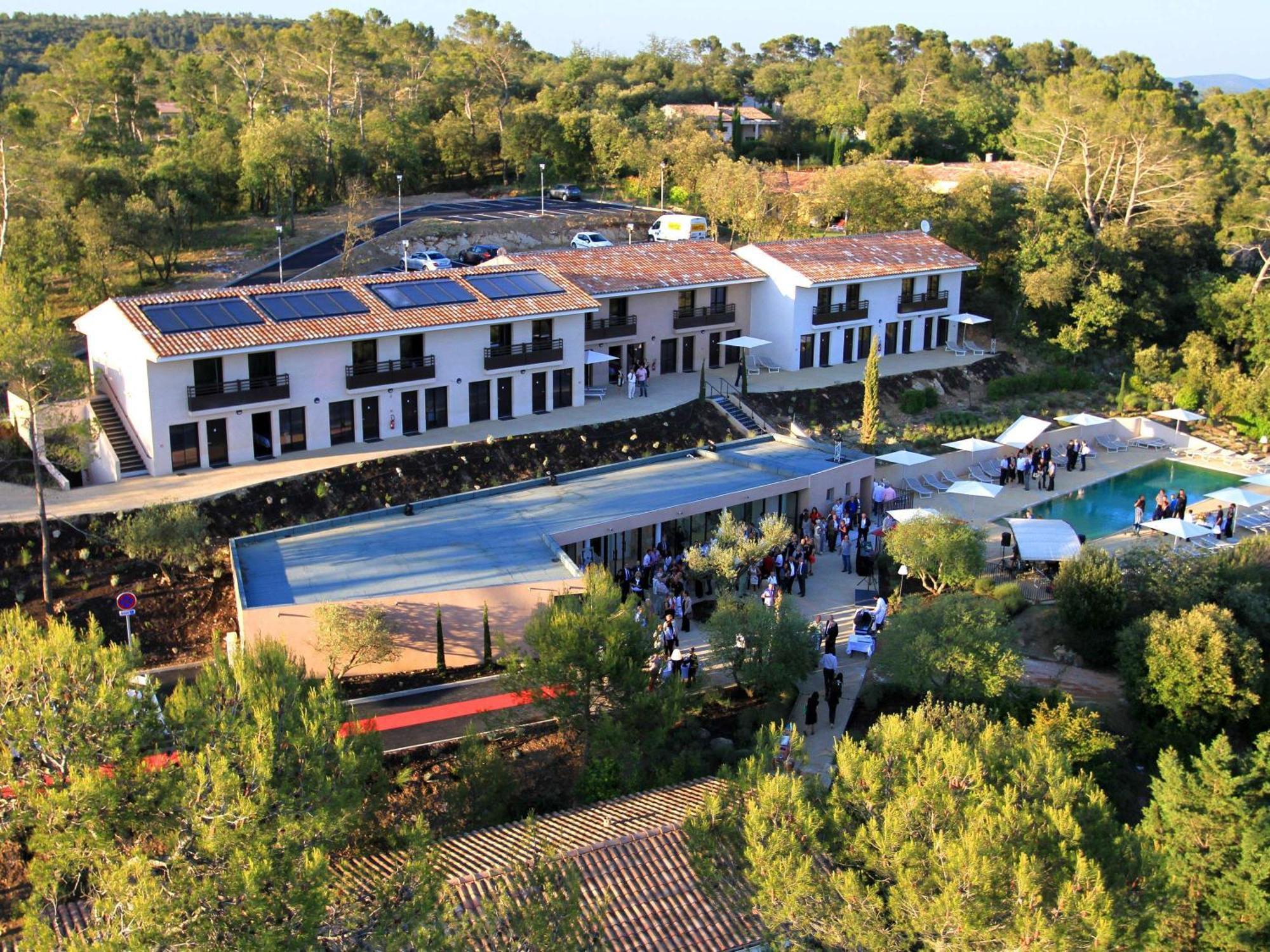 Mercure Brignoles Golf De Barbaroux & Spa Exterior foto