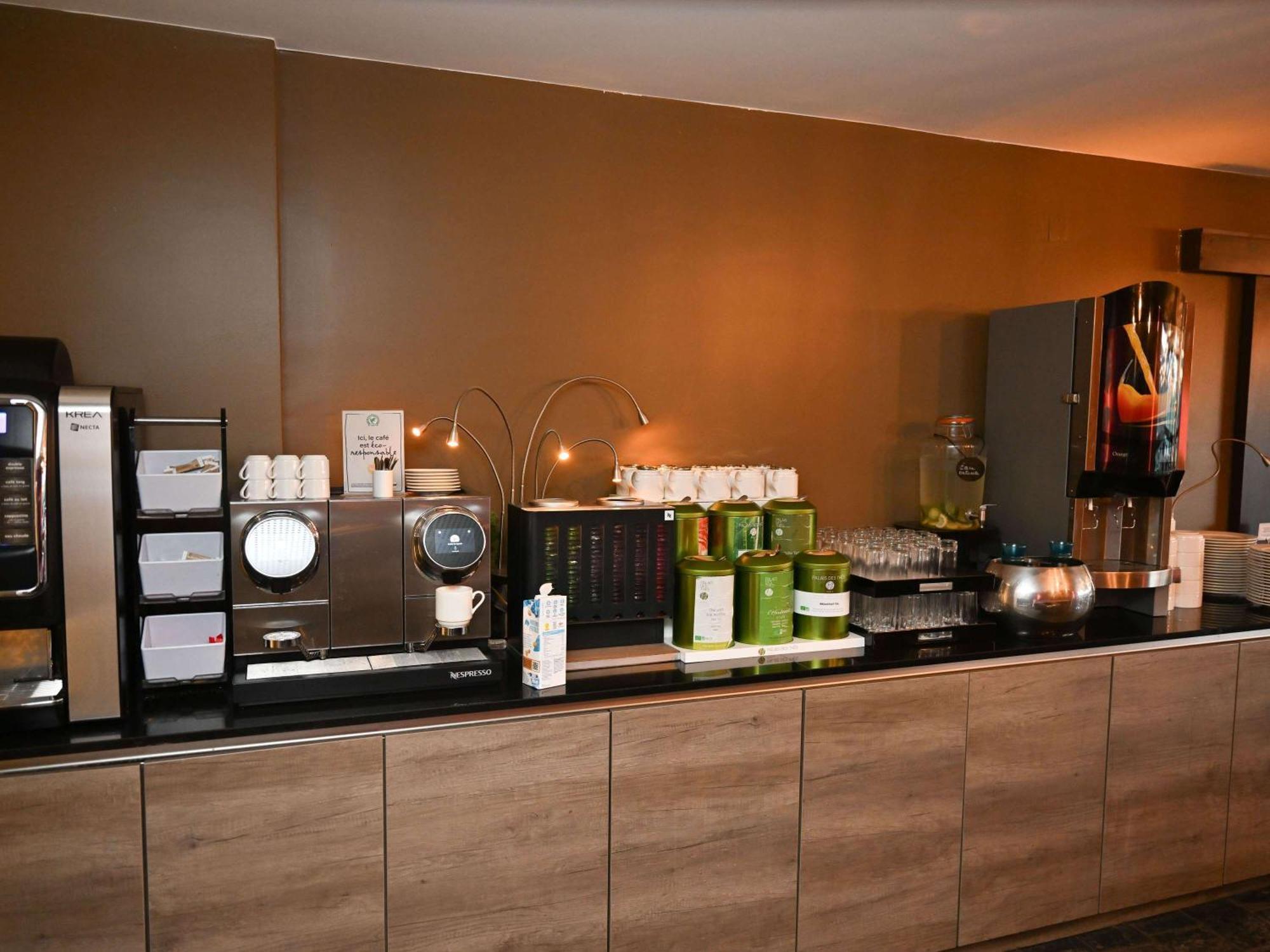 Mercure Brignoles Golf De Barbaroux & Spa Exterior foto